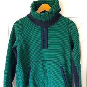 Women’s Lululemon Turtleneck Sweatshirt- Large